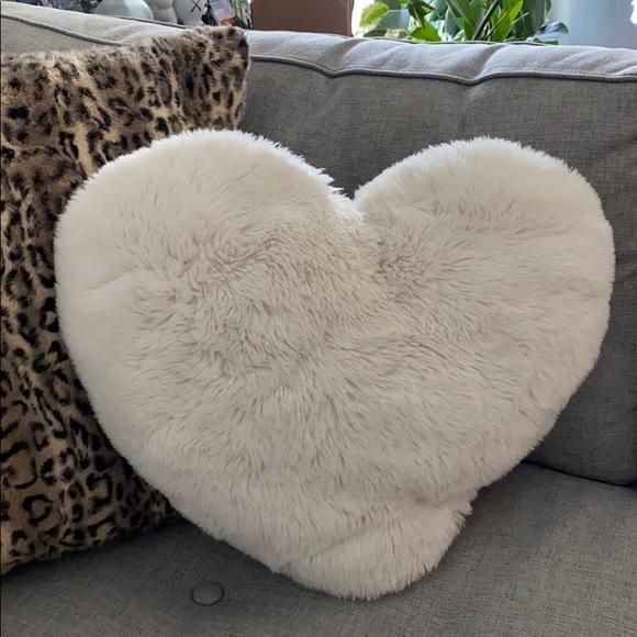 Meet your Posher, Elena - Picture 2 of 2